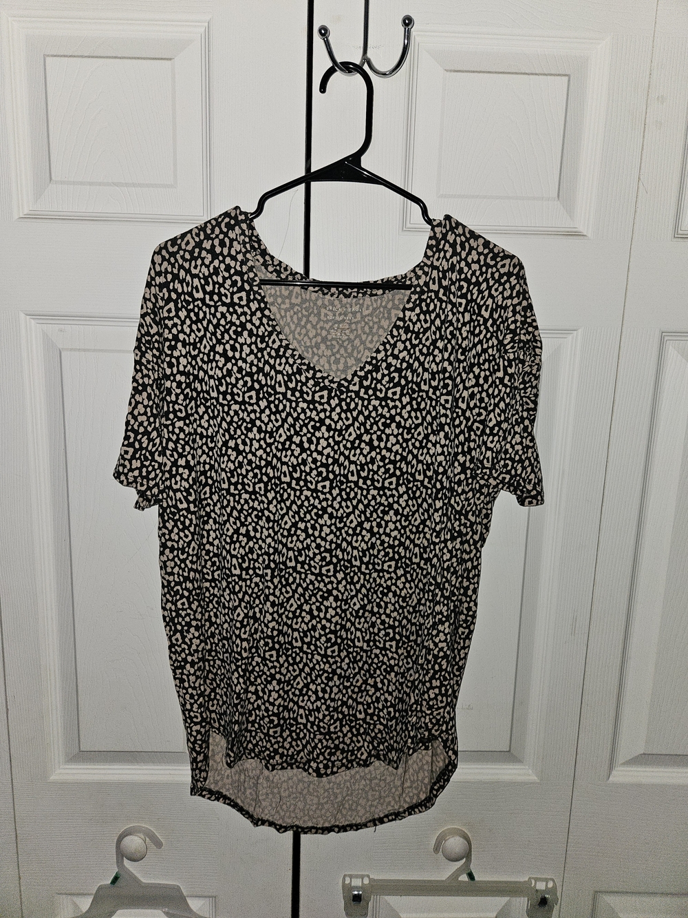 American Eagle Outfitters Black and Cream Leopard Print V-Neck Blouse